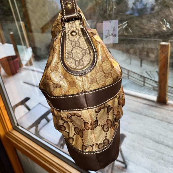 Gucci: Mixed Monogram GG Crystal Coated Hobo Shoulder Bag - Picture 6 of 17